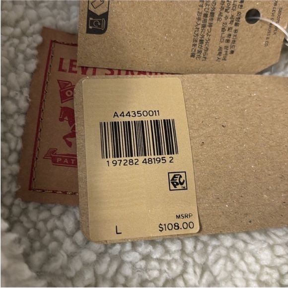 Levi's Womens 90s Sherpa Trucker Jacket Size Large NWT - Picture 7 of 12